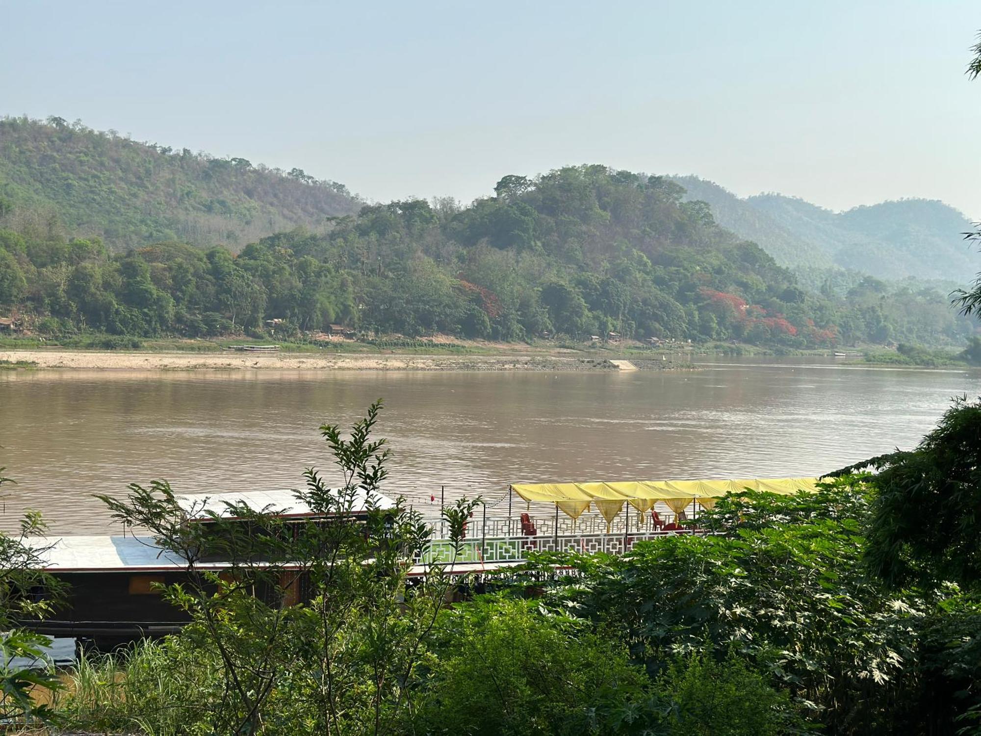 Villa Phonethip Mekong Riverside 琅勃拉邦 外观 照片